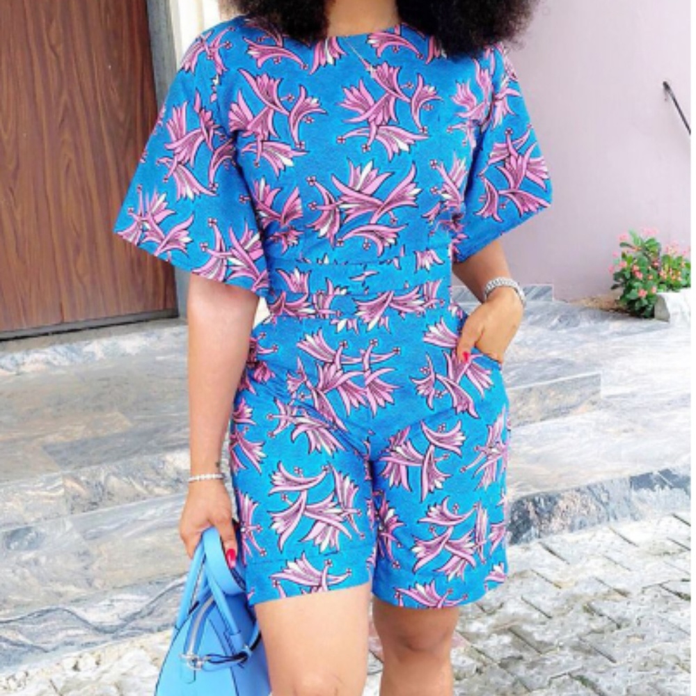 Chic Round Neck Printing Two-piece Shorts Set